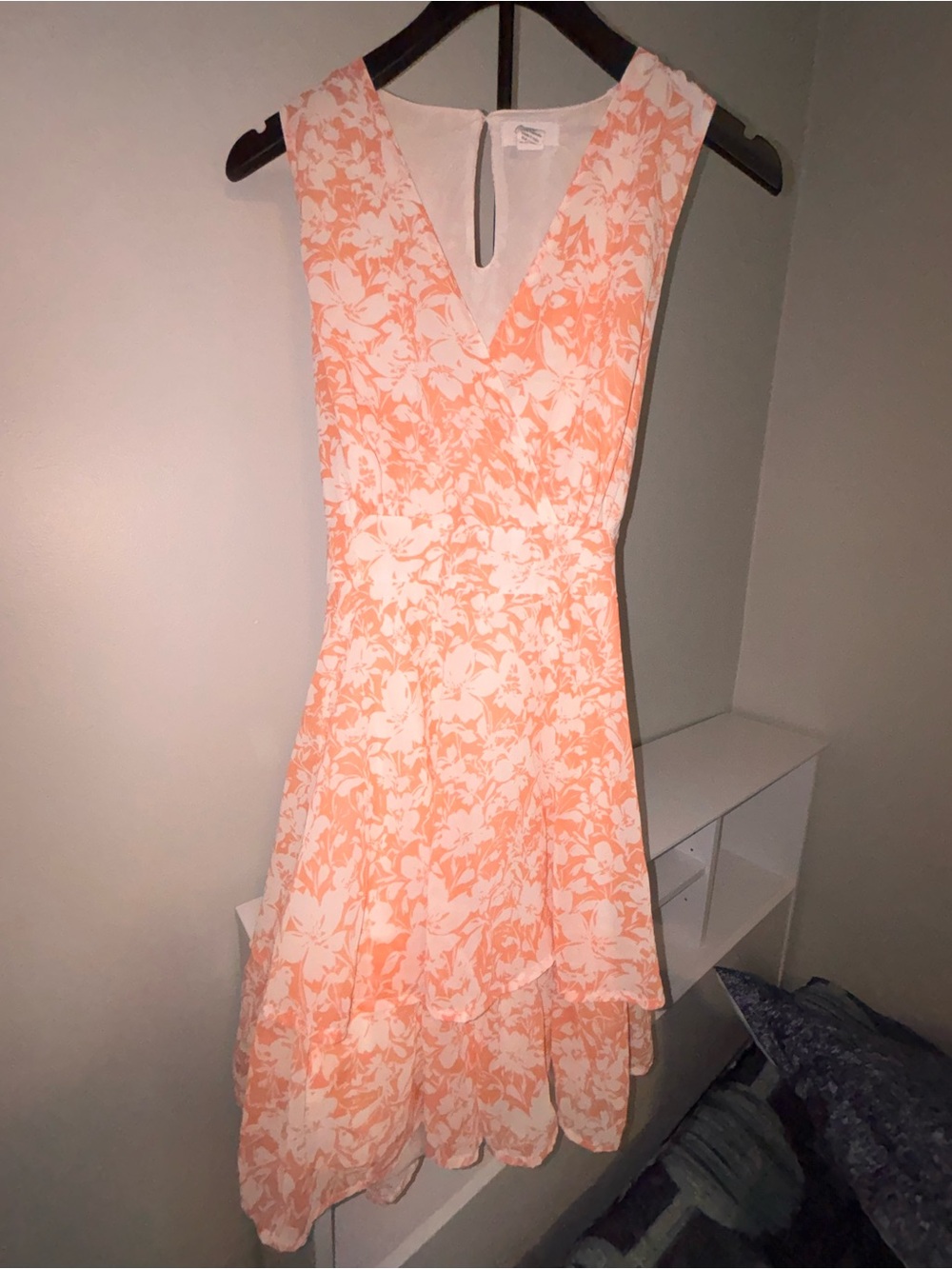 Sleeveless V-Neck Floral Fit & Flare Dress in Peach and White